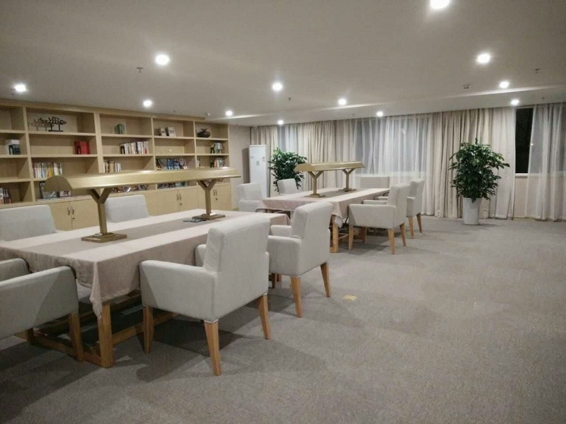 親睦家鷺湖長者社區(qū)