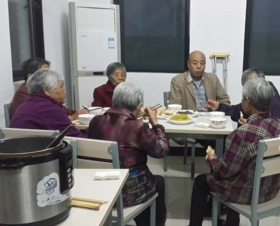 信陽(yáng)市公益志愿者協(xié)會(huì)陸廟養(yǎng)老服務(wù)中心 信陽(yáng)市公益志愿者協(xié)會(huì)陸廟養(yǎng)老服務(wù)中心