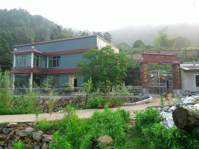 湖南省長(zhǎng)沙市岳麓區(qū)雨敞坪鎮(zhèn)快樂(lè)家園