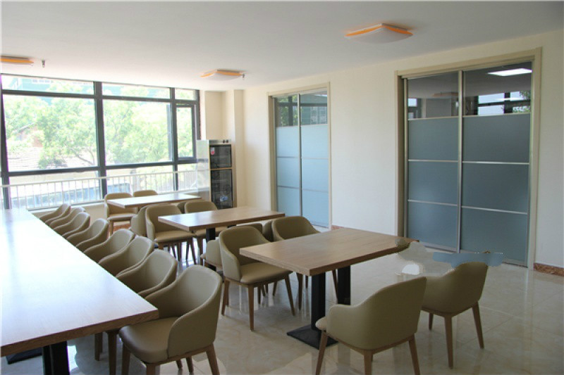 青島鶴鴻春康健管理中心 青島鶴鴻春康健管理中心