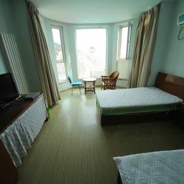 青山愛(ài)心護(hù)老中心老年公寓 青山愛(ài)心護(hù)老中心老年公寓