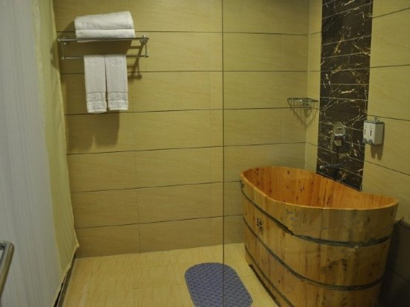 溫湯華壽養(yǎng)老公寓 溫湯華壽養(yǎng)老公寓