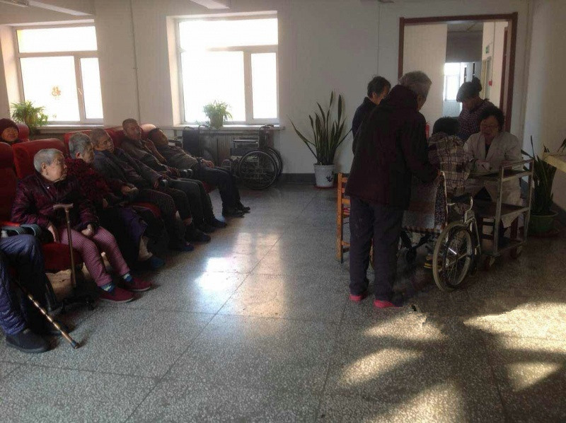 吉林市龍?zhí)秴^(qū)紅蘋果養(yǎng)老院