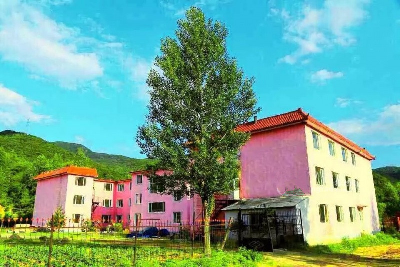 夕陽紅老年福利院