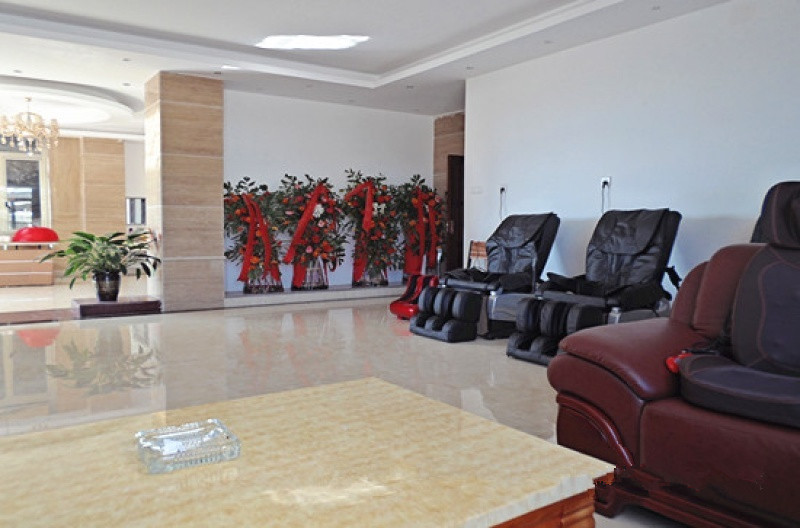 三亞灣夕陽(yáng)紅老年度假公寓