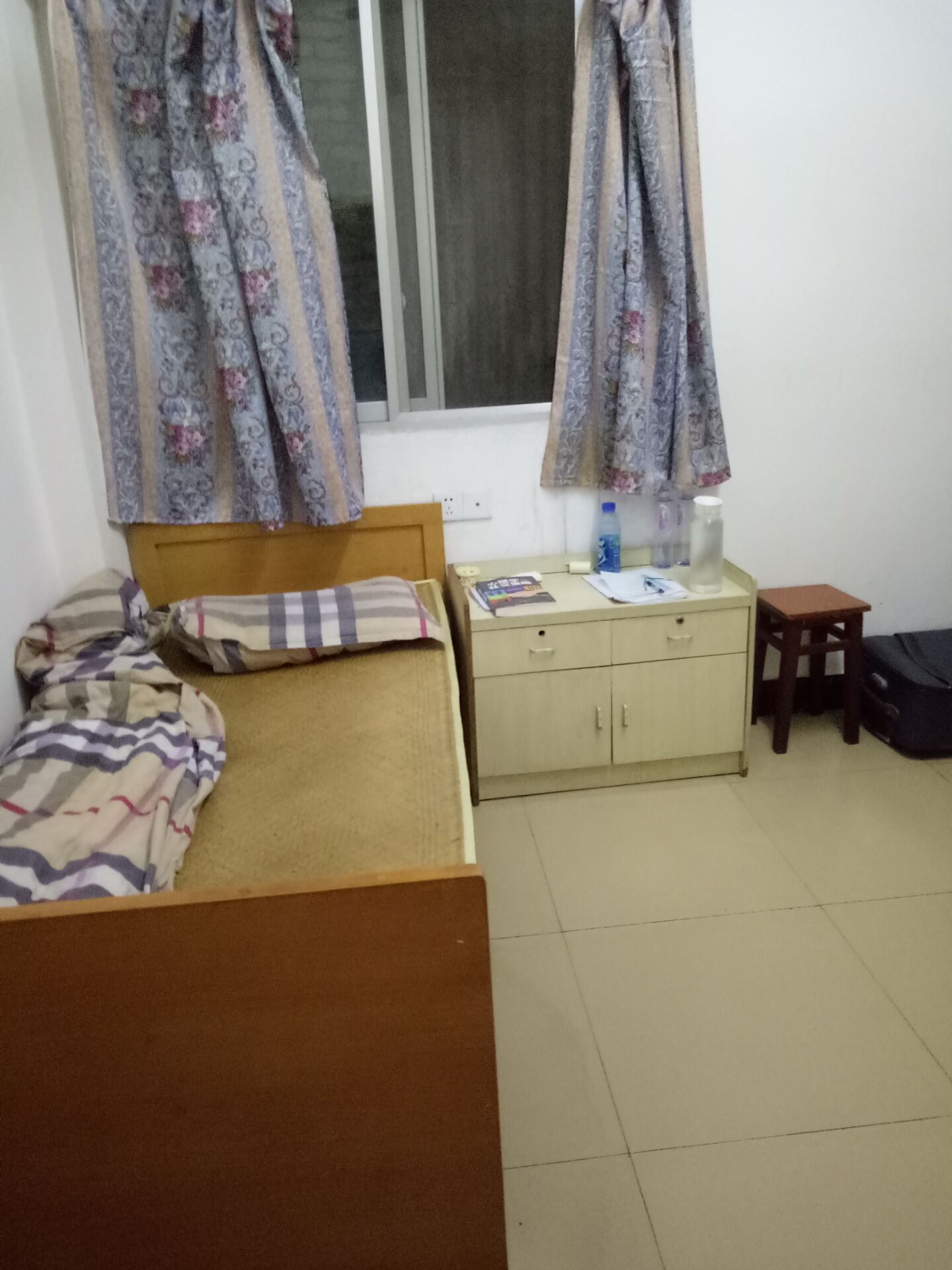 重慶市渝中區(qū)曾家?guī)r敬老院 重慶市渝中區(qū)曾家?guī)r敬老院