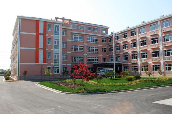 上海浦東新區(qū)惠南鎮(zhèn)第一福利院 上海浦東新區(qū)惠南鎮(zhèn)第一福利院