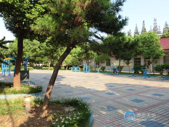 上海市浦東新區(qū)航頭鎮(zhèn)養(yǎng)老院 上海市浦東新區(qū)航頭鎮(zhèn)養(yǎng)老院