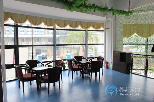 深圳市南山區(qū)萬(wàn)家福居家養(yǎng)老社