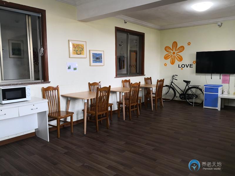 上海市奉賢區(qū)南橋鎮(zhèn)關(guān)港養(yǎng)老院 上海市奉賢區(qū)南橋鎮(zhèn)關(guān)港養(yǎng)老院