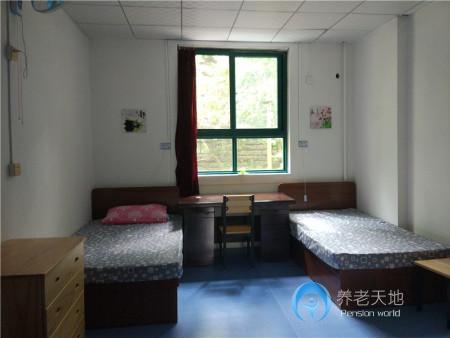 濟(jì)南市槐蔭區(qū)頤年堂老年公寓