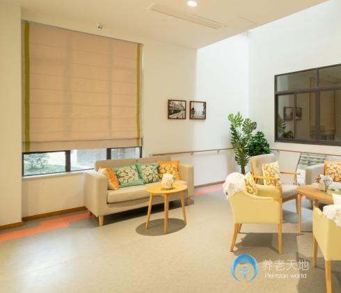 朗詩常青藤上海學(xué)府路站 朗詩常青藤上海學(xué)府路站