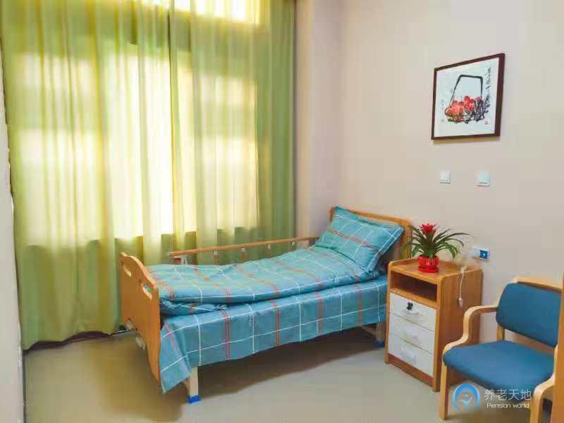 天津市西青區(qū)西營(yíng)門(mén)街紅色養(yǎng)老院 天津市西青區(qū)西營(yíng)門(mén)街紅色養(yǎng)老院