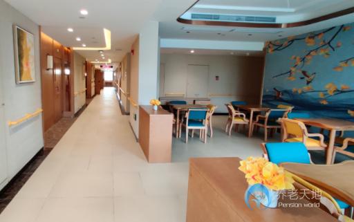 深圳潤(rùn)華松鶴老年公寓