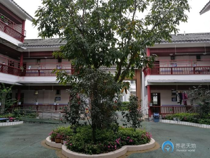 都江堰惠生康養(yǎng)公寓 都江堰惠生康養(yǎng)公寓