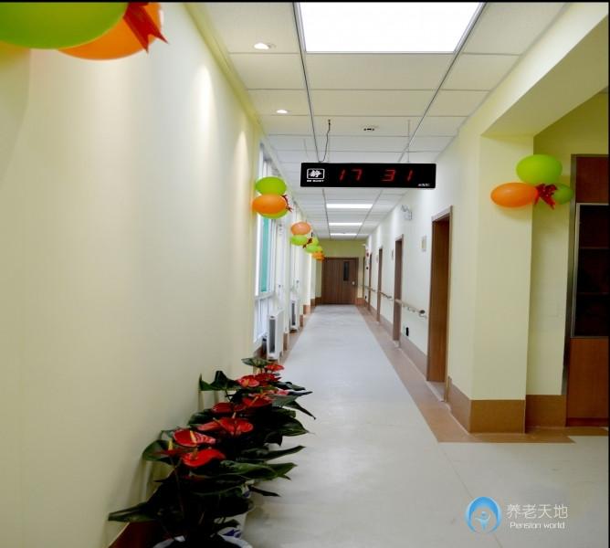 九月九社區(qū)養(yǎng)老中心(大觀園店) 九月九社區(qū)養(yǎng)老中心(大觀園店)