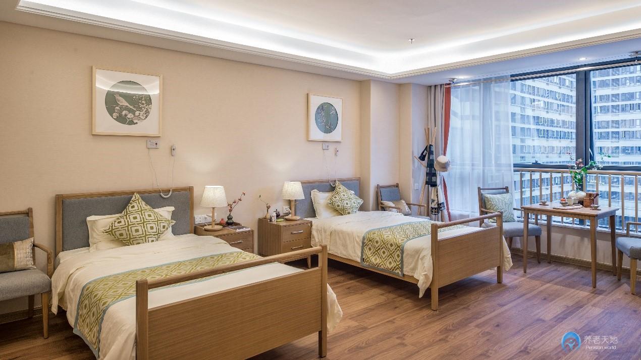 龍湖椿山萬(wàn)樹(shù)重慶新壹城頤年公寓 龍湖椿山萬(wàn)樹(shù)重慶新壹城頤年公寓