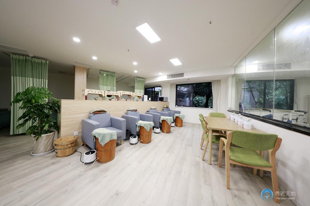 回興街道社區(qū)養(yǎng)老服務(wù)中心 回興街道社區(qū)養(yǎng)老服務(wù)中心