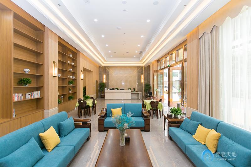 宏善嘉悅里頤年公寓 宏善嘉悅里頤年公寓