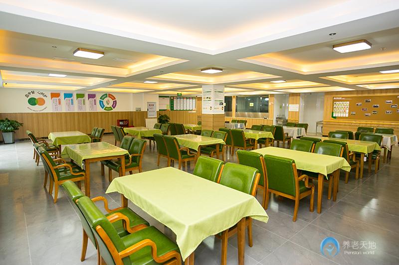 宏善嘉悅里頤年公寓 宏善嘉悅里頤年公寓