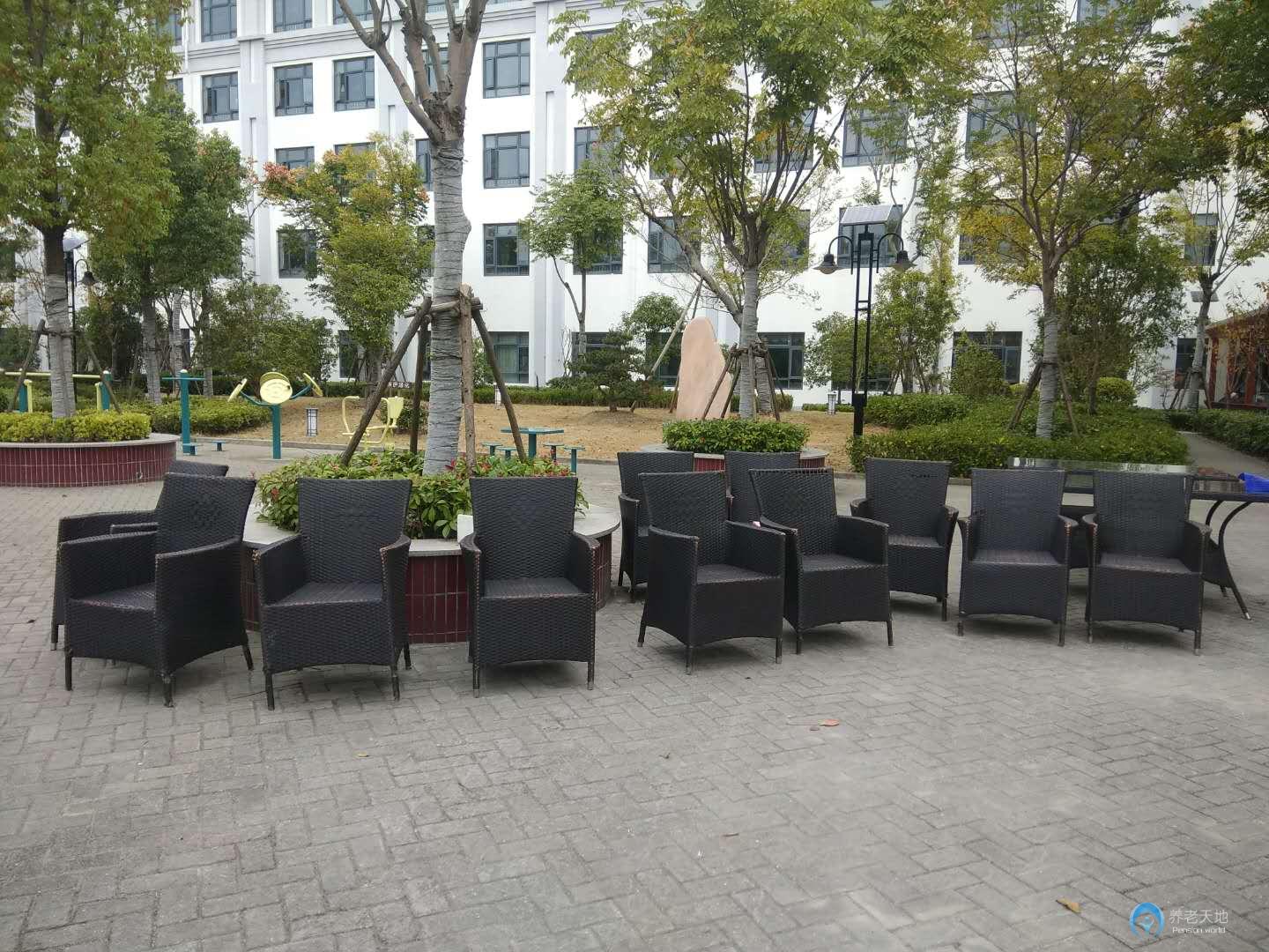 上海市青浦區(qū)練塘鎮(zhèn)海陽(yáng)九峰養(yǎng)護(hù)院 上海市青浦區(qū)練塘鎮(zhèn)海陽(yáng)九峰養(yǎng)護(hù)院