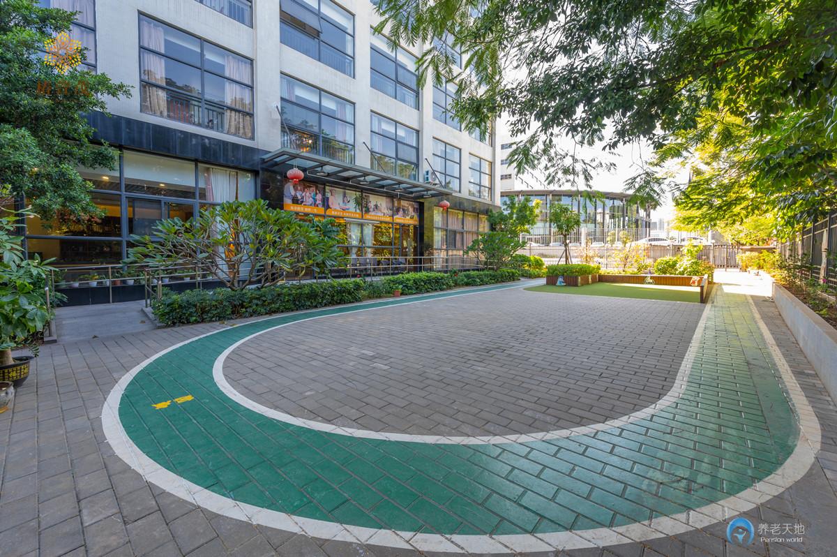 遠(yuǎn)洋椿萱茂（廣州科林路）老年公寓