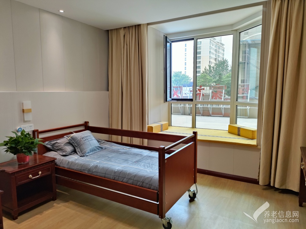 煙臺市蕾娜范居家社區(qū)養(yǎng)老