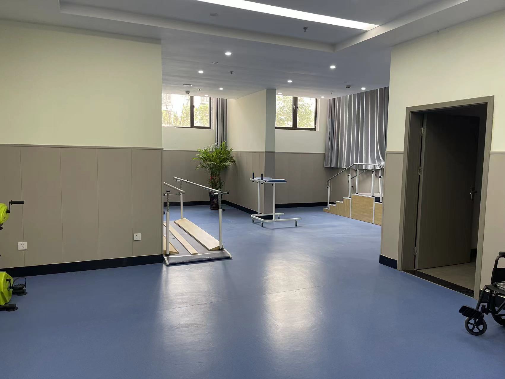 豐城市劍南街道九中社區(qū)嵌入式養(yǎng)老服務(wù)中心 豐城市劍南街道九中社區(qū)嵌入式養(yǎng)老服務(wù)中心