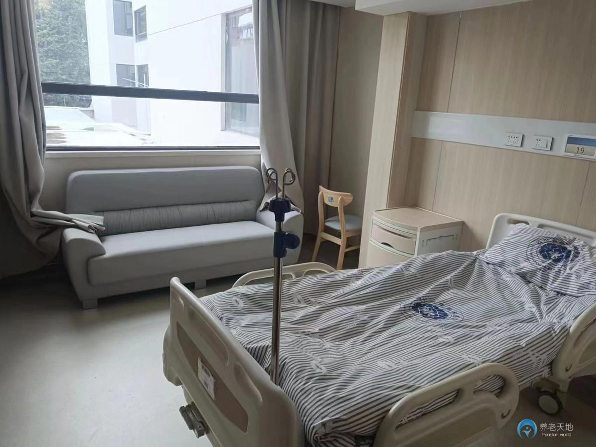 成都藍(lán)生醫(yī)養(yǎng)中心