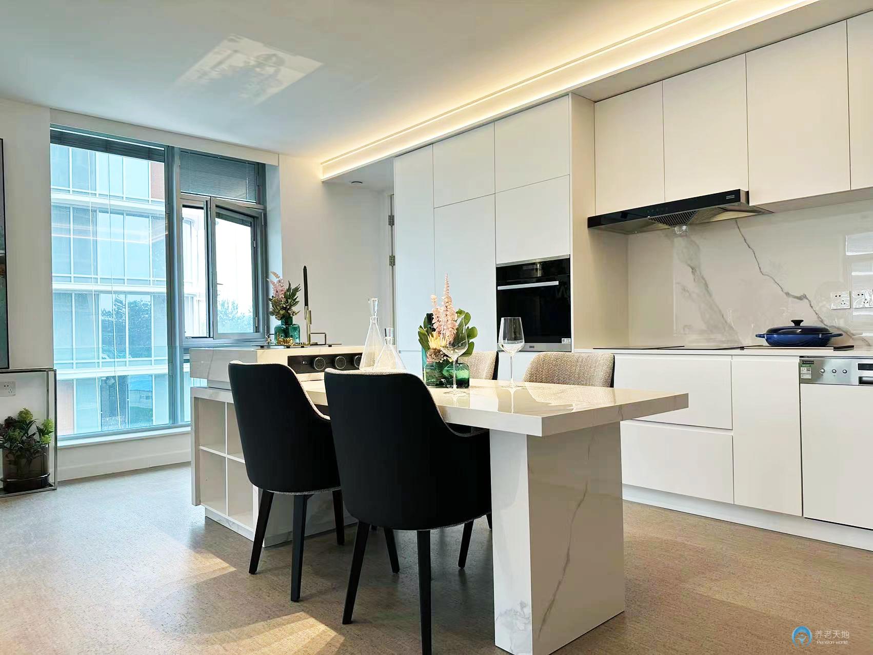 北京四季傳奇退休生活社區(qū)