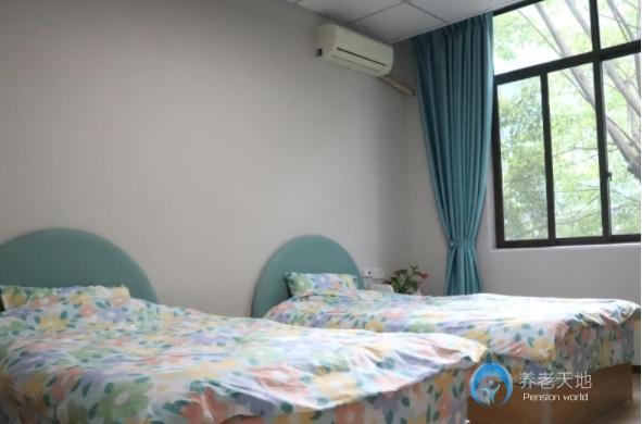 重慶合展至愛養(yǎng)老服務(wù)中心