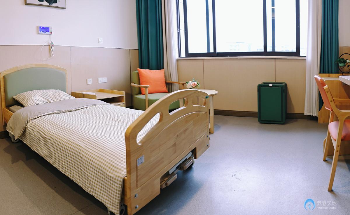 重慶國投健康長者公寓(沙坪壩區(qū)社會福利護(hù)養(yǎng)中心) 重慶國投健康長者公寓(沙坪壩區(qū)社會福利護(hù)養(yǎng)中心)