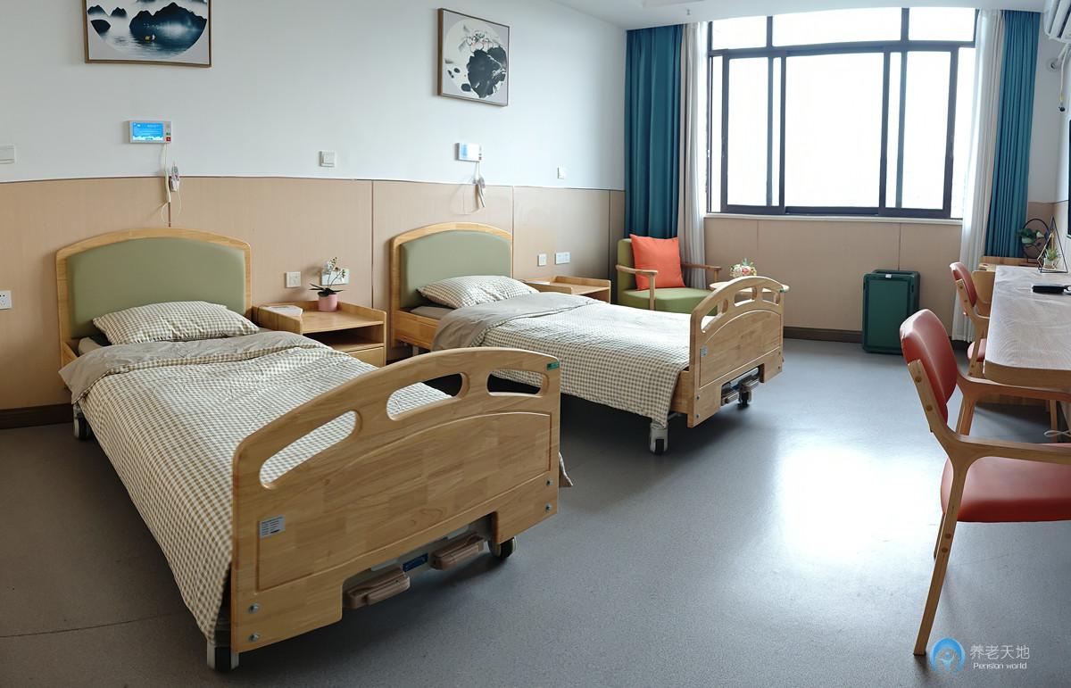 重慶國投健康長者公寓(沙坪壩區(qū)社會福利護(hù)養(yǎng)中心) 重慶國投健康長者公寓(沙坪壩區(qū)社會福利護(hù)養(yǎng)中心)