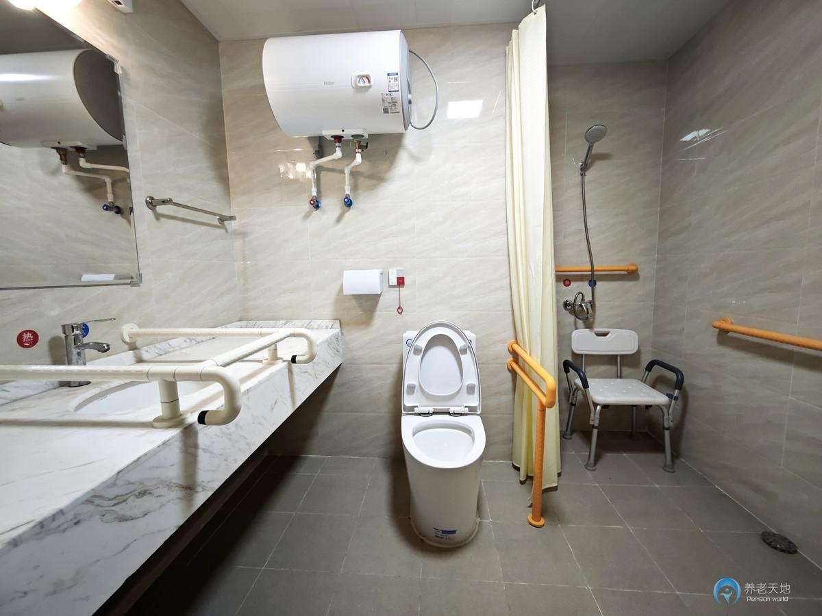 重慶國投健康長者公寓(沙坪壩區(qū)社會福利護(hù)養(yǎng)中心) 重慶國投健康長者公寓(沙坪壩區(qū)社會福利護(hù)養(yǎng)中心)