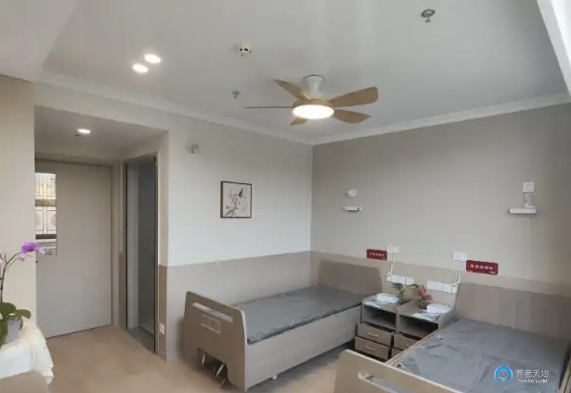 北京海淀樹村華方養(yǎng)老公寓（北京海淀上地街道養(yǎng)老中心）