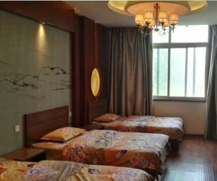 1512615502966060630.jpg 1.jpg