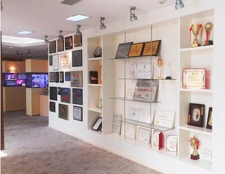 1514948541076091370.jpg QQ截圖20180103110147.jpg