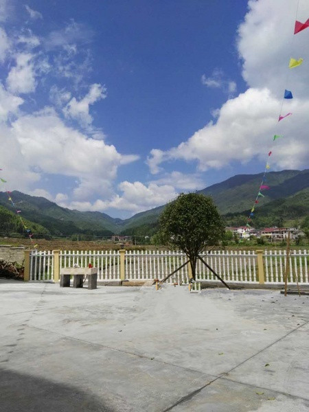 1517966826351037071.jpg 1517966826351037071.jpg