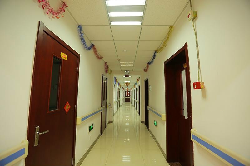 1528854186080027317.jpg 1528854186080027317.jpg