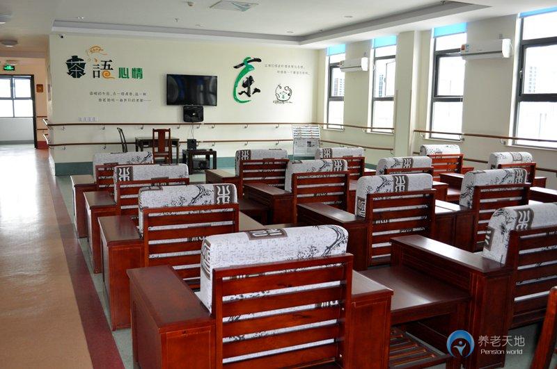 1533604550258037477.jpg 1533604550258037477.jpg