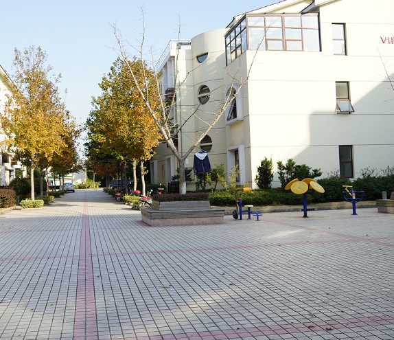 1538203635404047392.png QQ截圖20180929143750.png