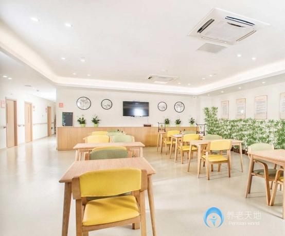 1540258402748021807.png 2018102314823.png