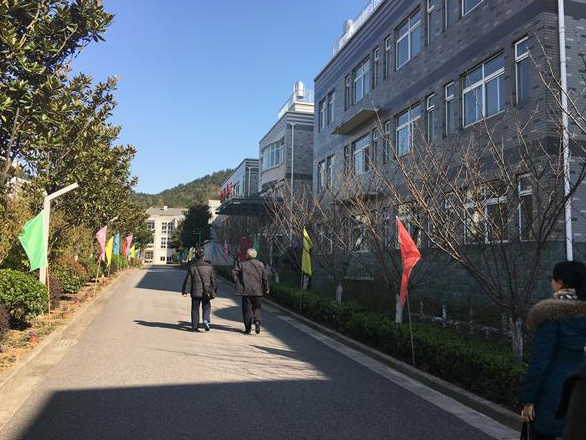 1541318776352023530.png QQ截圖20181104160158.png