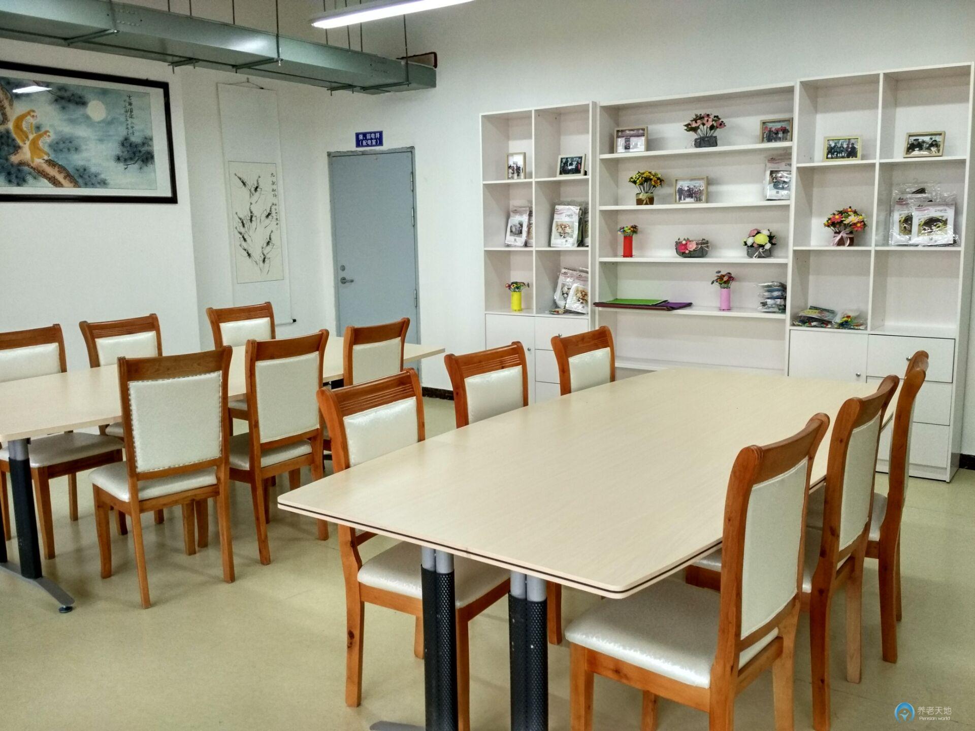 1542763461489029025.jpg 1542763461489029025.jpg