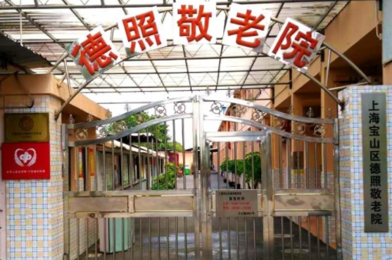 1556456503360009662.png 99.png