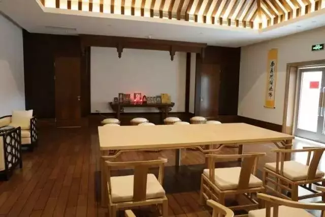 1564623347965042295.jpg 1564623347965042295.jpg