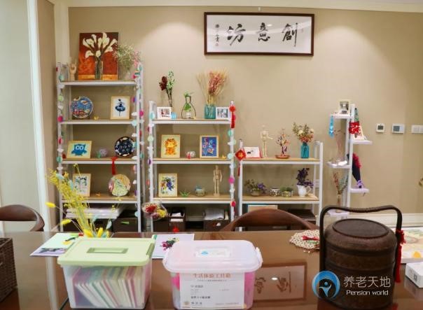 1564799719945097476.jpg 1564799719945097476.jpg