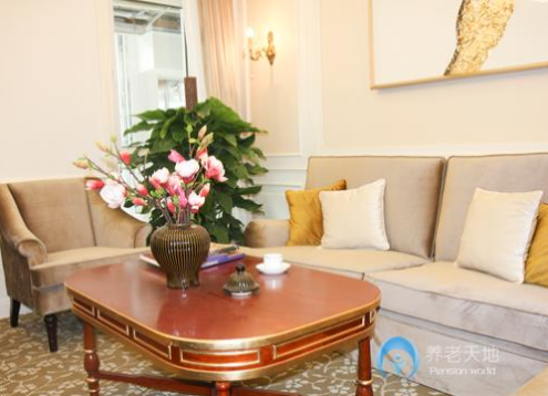 1566269624349028202.png 1.png