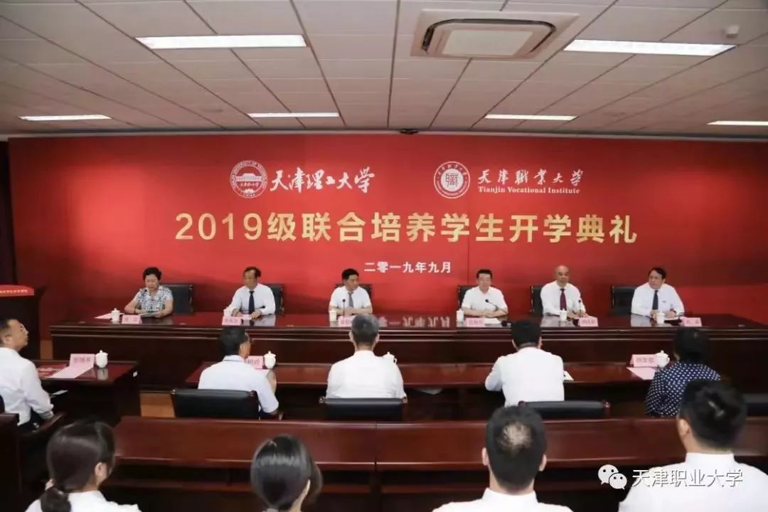 1568770479650016438.jpg 1568770479650016438.jpg