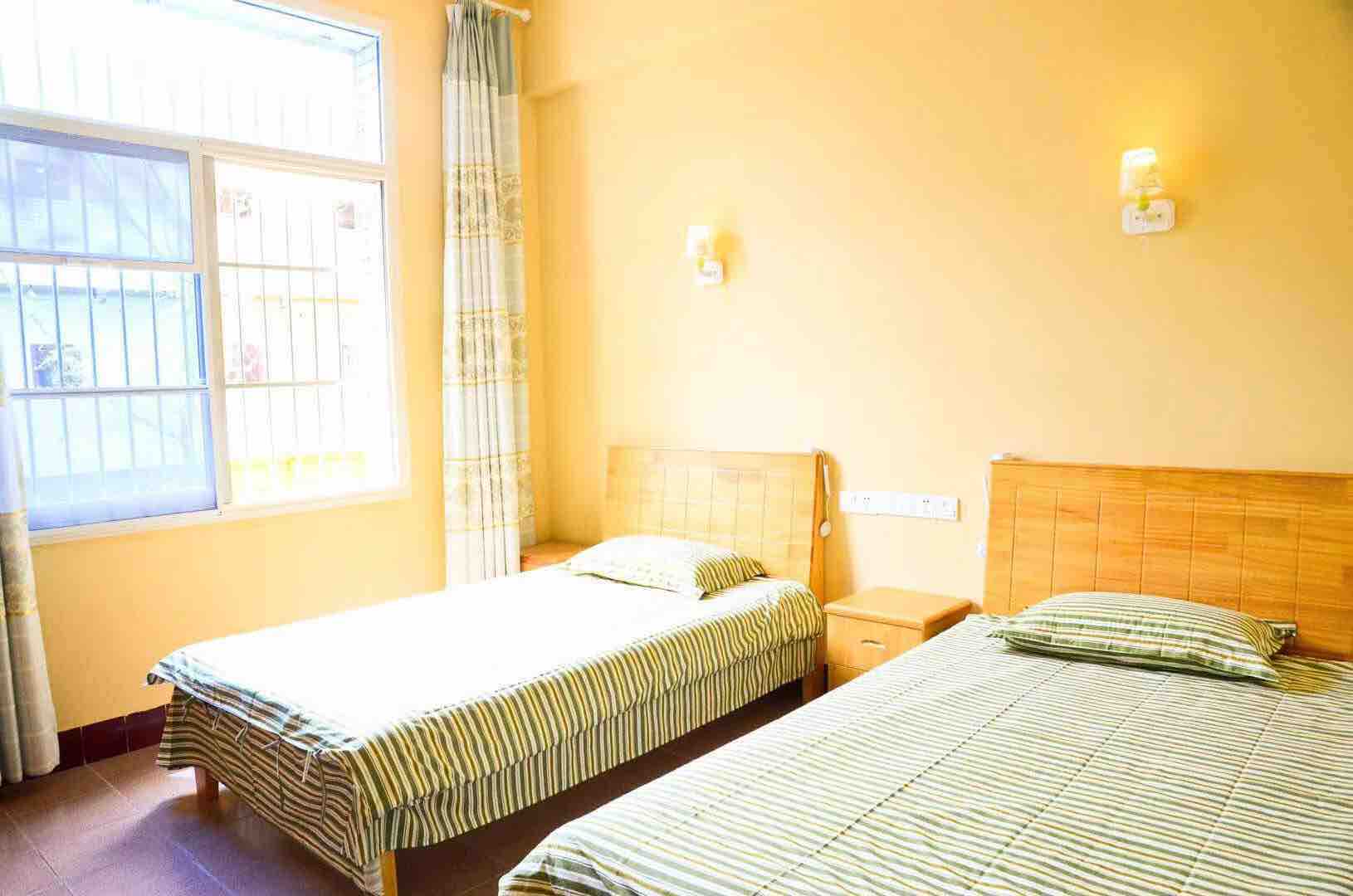 1573896136949032888.jpg 1573896136949032888.jpg